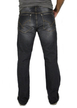 Calça Yunes Tradicional Gandu Calça: MasculinaModelo : RetaCintura:  AltaMarca:   YunesJeansTecido:    JeansComposição:     78% Algodão  20% Poliester  2% ElastanoModelo veste tamanho:   40Obs: Calça Bolso Antifurto> Porta cartão de Credito e Documentos  ETC.