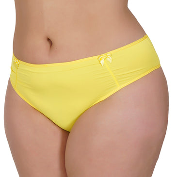 Calcinha Plus Size Básica Lisa - Dily Modas DILY MODAS ENVIO IMEDIATO PELO FABRICANTE - ENVIAMOS AO ATACADO.COM EM ATÉ 24H. FABRICAÇÃO PRÓPRIA - PRONTA ENTREGA EXCELÊNCIA EM QUALIDADE! DESCRIÇÃO DO PRODUTO: Tanga...