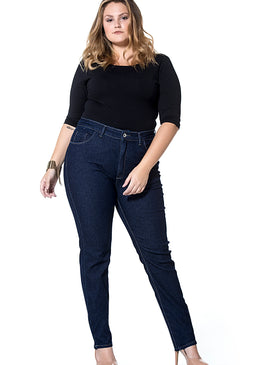Calça Dinho's Jeans Basica Stone  Bolso Antifurto - Feminina Calça Feminina Modelo : Tradicional Cintura AltaMarca: Dinho´s JeansTecido: Jeans Composição: 78,5% Algodão    20% Poliéster  1,5% ElastanoModelo veste tamanho: 40Obs: Calça Bolso Antifurto> Porta  cartão de Credito, ETC.