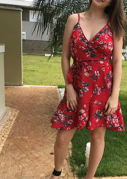 Vestido Collazia Estampado Vermelho VESTIDO DE ALCINHA ENVELOPE ESTAMPADO, perfeito para usar em qualquer ocasião Tecido: CollaziaComposição: 100% PoliésterTabela de medidas:P veste 38M veste 40G veste 42GG veste 44