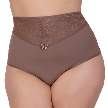 Calçola Plus size Com Renda e Laço de Cetim Leia - Dily Modas DILY MODAS ENVIO IMEDIATO PELO FABRICANTE - ENVIAMOS AO ATACADO.COM EM ATÉ 24H. FABRICAÇÃO PRÓPRIA - PRONTA ENTREGA EXCELÊNCIA EM QUALIDADE! DESCRIÇÃO DO PRODUTO: Calçola...
