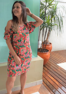 Vestido Babado Viscose Rosa VESTIDO VISCOSE ESTAMPADO COM OMBRO ABERTO Ideal para o seu dia adia, conforto, leveza e desing arrojado, tudo isso em uma unica peçaTabela de medidas:P veste...
