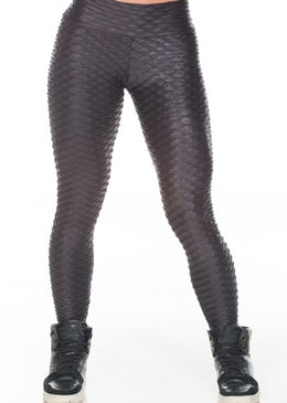 Calça Legging Fitness Cirrê Alto Relevo Preta FABRICAÇÃO PRÓPRIA - PRONTA ENTREGA EXCELÊNCIA EM QUALIDADE!DESRIÇÃO DO PRODUTO: Calça legging em cirrê e alto relevo, confeccionada em poliéster, muito confortável, se ajusta perfeitamente...