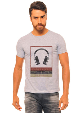 T-Shirt Joss Equalize Camiseta  Estampa Equalize, com Caimento Reto e Gola Careca.-INFORMAÇÕES: Composição: 100% AlgodãoLavagem: lavar a mão ou máquina, não alvejar, não secar em tambor, não usar secadora,...