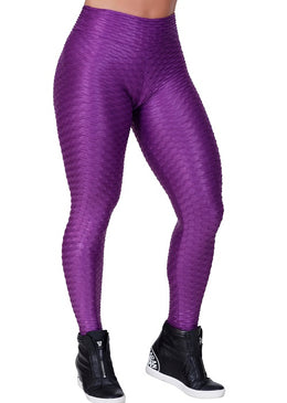 Calça Fitness Legging Alto Relevo Cirrê Roxa | 509 DESRIÇÃO DO PRODUTO:Calça cirrê alto relevo, confeccionada em poliester, muito confortavel, se ajusta perfeitamente ao corpo.Esta peça é indicada para ser usada na prática de...