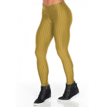Calça Legging Fitness New Zig Dourado | 515 DESCRIÇÃO DO PRODUTO:Calça legging fitness toda em tecido new zig. Confeccionada em poliamida e elastano. Essa peça oferece um efeito texturizado para firmeza e conforto....