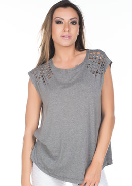 Blusa Fitness Escamas Corte a Laser 0052 FABRICAÇÃO PRÓPRIA - PRONTA ENTREGA EXCELÊNCIA EM QUALIDADE!DESCRIÇÃO DO PRODUTO: Camiseta Escamas em Corte a Laser. Camiseta fabricada em radiosa, viscolycra com fibra especial de...
