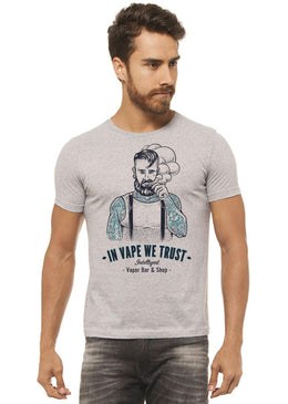 Camiseta In Vape Cinza Mescla Estampada Camiseta Cinza Mescla Estampada Masculina Joss - In Vape, caimento reto e solto.- INFORMAÇÕES:  - Cor: CINZA-MESCLA - Composição: 100 % Algodão Lavagem: lavar a...