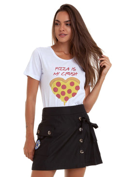 CAMISETA FEMININA BASICA ESTAMPADA JOSS - PIZZA IS MY CRUSH Camiseta Feminina Básica Jay Jay com caimento reto estampa em silk, máxima qualidade e conforto para o seu dia a dia. Composição: 100% Algodão Tipo...