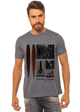 Camiseta  Estampada Masculina Joss - Boards Vintage Camiseta  Estampada Masculina Joss - Boards Vintage , caimento reto e solto.- INFORMAÇÕES:   - Composição: 100 % Algodão Lavagem: lavar a mão ou máquina, não...