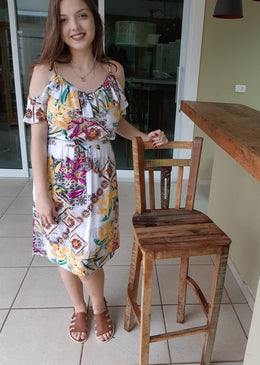 Vestido Viscose Florido VESTIDO VISCOSE ESTAMPADO ABERTO NO OMBROFeito para usar no dia a dia,  com design leve e inovador.Tabela de Medidas:P veste 38M veste 40G veste 42GG...