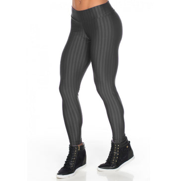 Calça Legging Fitness New Zig Cinza | 515 DESCRIÇÃO DO PRODUTO:Calça legging fitness toda em tecido new zig. Confeccionada em poliamida e elastano. Essa peça oferece um efeito texturizado para firmeza e conforto....
