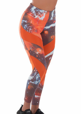 Calça Legging Fitness Estampada - Calça de Ginástica Hera Calça de ginástica tipo legging em microfibra de poliéster (sem transparência) com lindas estampas e corte em tecido furadinho, modelo de cós médio duplo com...