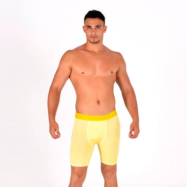 Cueca Boxer Ciclista - 3001 ** Amostras de cores e estampas encontram-se na última foto.** Cueca Boxer ciclista, confeccionada em Romantic liso, tecido macio e confortável, com forro em algodão,...