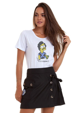 CAMISETA FEMININA BASICA ESTAMPADA JOSS - ESCOBART Camiseta Feminina Básica Jay Jay com caimento reto estampa em silk, máxima qualidade e conforto para o seu dia a dia. Composição: 100% Algodão Tipo...