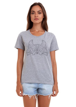 CAMISETA FEMININA BASICA ESTAMPADA JOSS - MASCARA Camiseta Feminina Básica Jay Jay com caimento reto estampa em silk, máxima qualidade e conforto para o seu dia a dia. Composição: 100% Algodão Tipo...