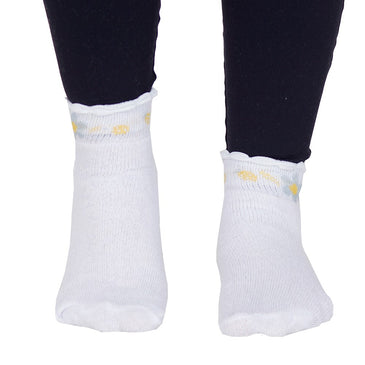 Kit Meia Sapatilha Feminina com 5 pares brancas - Dily Modas DILY MODAS ENVIO IMEDIATO PELO FABRICANTE - ENVIAMOS AO ATACADO.COM EM ATÉ 24H. FABRICAÇÃO PRÓPRIA - PRONTA ENTREGA EXCELÊNCIA EM QUALIDADE!DESCRIÇÃO DO PRODUTO:Meia sapatilha excelente...