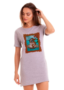 VESTIDO T-DRESS FEMININO ESTAMPADO JOSS - NASCIMENTO DE PUG Vestido Feminino Básico com caimento reto, máxima qualidade e conforto para o seu dia a dia. Gola: Redonda Tipo de Produto: Vestido Modelagem: Reta Manga:...