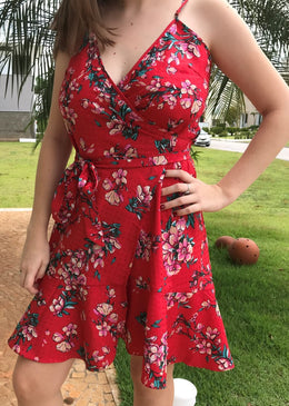 VESTIDO DE ALCINHA ENVELOPE ESTAMPADO, perfeito para usar em qualquer ocasião Tecido: CollaziaComposição: 100% PoliésterTabela de medidas:P veste 38M veste 40G veste 42GG veste 44   