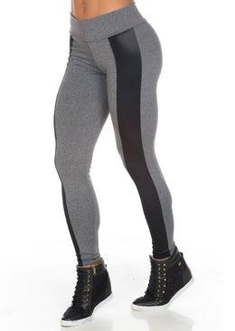 DESCRIÇÃO DO PRODUTO:Calça legging fitness confeccionada em suplex de poliéster na tonalidade mescla com laterais estilo montaria, tecido em cirrê, brilhoso e cheio de estilo... 