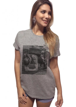 T-Shirt Joss Mescla Premium Cross X3 Cinza,Caimento Reto e Gola Careca.-INFORMAÇÕES: Modelo: 9040TShirtMesclaCor: CinzaComposição: 100% AlgodãoLavagem: lavar a mão ou máquina, não alvejar, não secar em... 