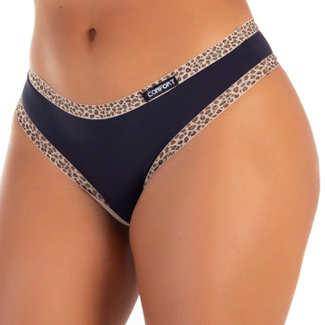 Calcinha estilo tanga confeccionada em microfibra com laterais estampadas estilo onçinha.Forro em algodão.Tabela de tamanhos (a modelo veste M)M veste até o manequim 44Composição: 92%... 