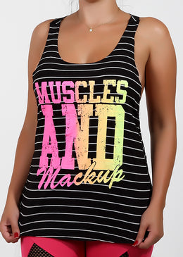 Camiseta listrada fitness Com um detalhe em elástico nas costas, um visual moderno e diferente.Estampas variadasPra você que gosta de ficar na moda.Composição: 87% Viscose 9%... 