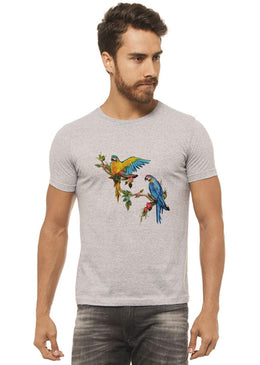 Camiseta Cinza Mescla Estampada Masculina Joss - Arara Colorida, caimento reto e solto.- INFORMAÇÕES: Modelo: 4308 - Cor: CINZA-MESCLA - Composição: 100 % Algodão Lavagem:... 