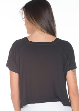 FABRICAÇÃO PRÓPRIA - PRONTA ENTREGA EXCELÊNCIA EM QUALIDADE!DESCRIÇÃO DO PRODUTO: Blusa Lets Gym, sua modelagem mais longa e arredondada garante um visual moderno e te deixa mais... 