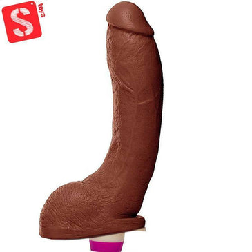 Prótese com Escroto e VibroPrótese com Escroto e Vibro Interno - 24,5 x 5,5 cm.Prótese de grandes proporções com vibrador multivelocidade acionado externamente , em... 