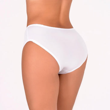 ** Amostras de cores e estampas encontram-se na última foto.**Calcinha conforto confeccionada em Microfibra, com detalhe em renda sobreposta à microfibra na lateral, com forro... 