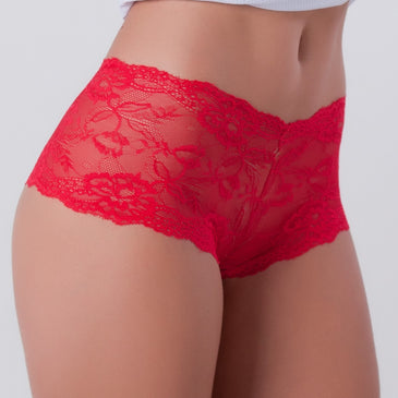 Kit contém 3 calcinhas tipo caleçon shortinho confecionadas todas em renda de qualidade, com forrinho de algodão. Peça veste super bem, não possui elástico. Conforto... 