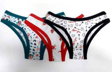 Calcinha de Microfibra Especial Poliamida Estampada com modelagem básica e confortável, sem detalhes.Modelo super versátil e agradável, serve para todos os dias. Calcinha tipo tanga confeccionada em microfibra... 