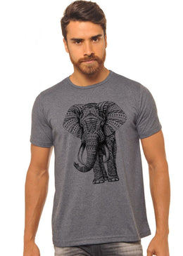 Camiseta Masculina Básica Jay Jay com caimento reto estampa em silk, máxima qualidade e conforto para o seu dia a dia. Composição: 100% Algodão Tipo... 