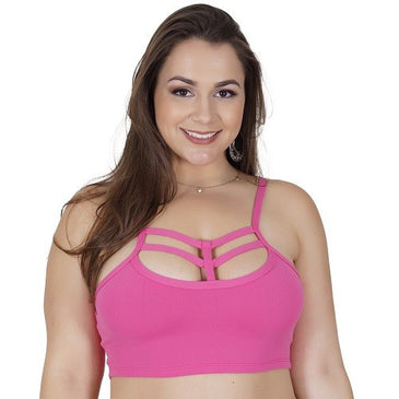 DESCRIÇÃO DO PRODUTO:Top com strappy confeccionado em poliamida e elastano. Lindo Top com Tiras Strappy com recortes e tirar cruzadas no busto, uma tendência que veio para ficar. A microfibra... 