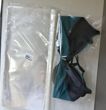 1 KG de sacolinhas para bojo aberto de tamanho 18x40 material transparente brilhoso PP Polipropileno.Perfeito para embalar diversos produtos, com ótimo custo beneficio  